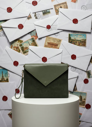 THE LETTER , LARGE ENVELOPE & CROSSBODY BAG , GREEN