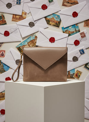 THE LETTER , LARGE ENVELOPE & CROSSBODY BAG , TAUPE