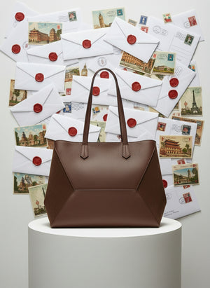 GIANNA , LARGE ENVELOPE TOTE BAG  , BROWN