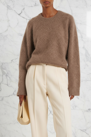THE BOYFRIEND'S CASHMERE JUMPER , CAMEL